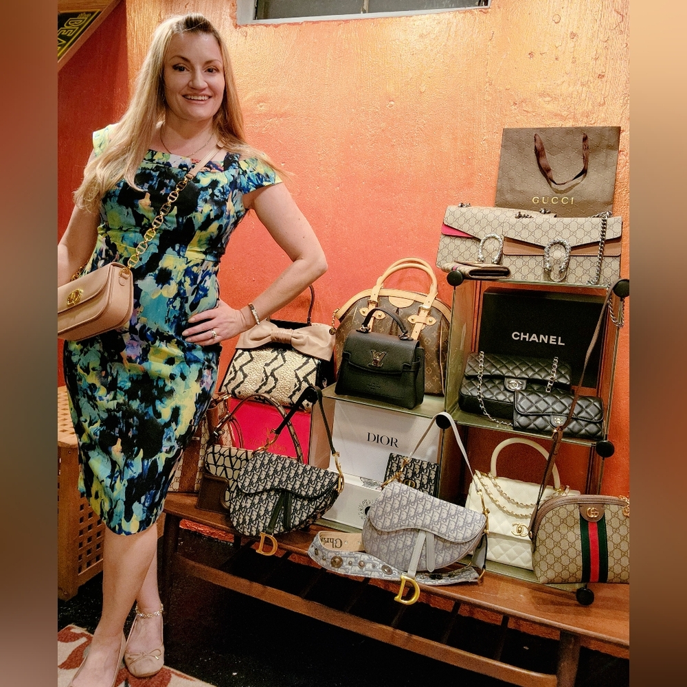 Luxury and Designer handbags, jewelry, clothing - Picture 3 of 5